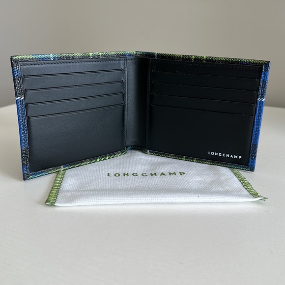 Longchamp Wallet! 8 slots for CC. Plus inserts for others. - Picture 4 of 8